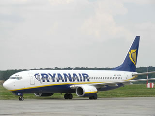 Ryanair cancella migliaia di voli: ecco cosa devono sapere i passeggeri 