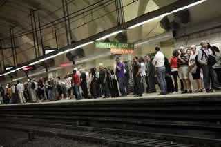 Roma: guasto sulla Metro B. Caos a Termini, Ostiense e Monti Tiburtini