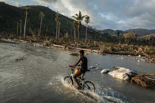 Haiti: MSF raggiunge le aree colpite dall' uragano. Servono acqua pulita e cure mediche