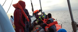 Migranti: Salvini chiude  i porti a due navi di ONG olandesi