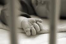 Milano: neonata di nove mesi muore forse a causa di denutrizione