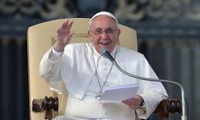 Gli auguri di Papa Francesco: 'Chi odia suo fratello e' nelle tenebre'