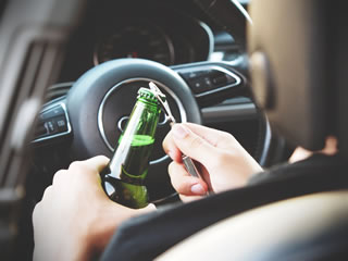 Incidenti stradali mortali: il pericolo alcool è sottostimato