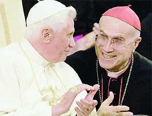 Dimissioni del Papa: l’ombra della politica – ecclesiastica - nella decisione di Ratzinger