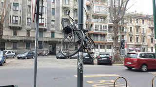 Milano: come non farsi rubare la bicicletta. La proposta di Codacons