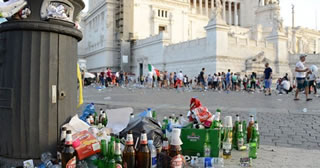 L’abitudine al degrado ha fatto crollare l'Italia