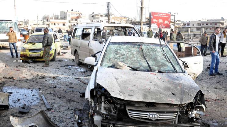 Isis, stragi a Homs e Damasco: almeno 180 morti e oltre 200 feriti 