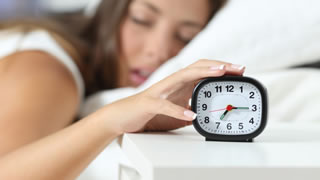 Dormi poco? Stanchezza e disidratazione sono assicurati