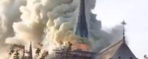 Parigi: incendio nella Cattedrale di Notre Dame
