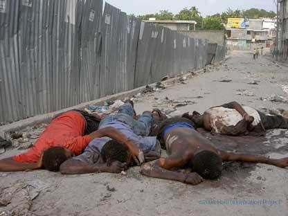 Haiti: i morti. Gli sfollati. I soccorsi. Le gaffes
