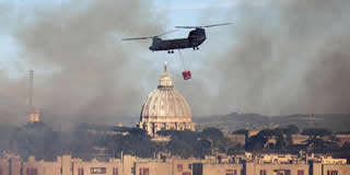 Roma: allarme nube tossica a causa degli incendi
