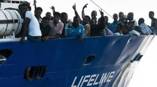 Lifeline: la nave attraccherà a Malta, l'Italia accoglierà parte dei migranti