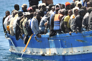 Ennesimo naufragio nel Canale di Sicilia: 364 tratti in salco, sei le vittime