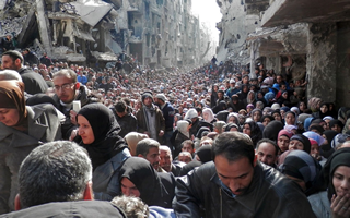 Siria: oltre 100.000 persone bloccate a causa di nuovi combattimenti