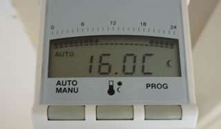 Valvole termostatiche: come funzionano, quanto costano, le sanzioni previste