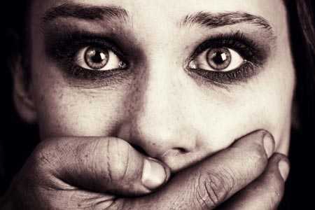 La nostra Campagna contro la violenza sulle Donne: 'Rete Donna: mai piu' donne nella rete'