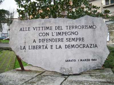 Giorno della memoria delle vittime del terrorismo: Napolitano ne parla in Senato