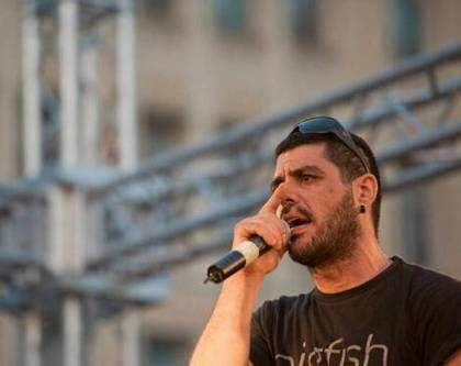 Omicidio a sfondo politico in Grecia, ucciso rapper militante antifascista