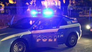 Milano: aggredisce giovane donna alla testa con un martelletto. Arrestato