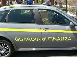 Roma, false vincite milionarie online: in manette un consulente informatico e altre persone