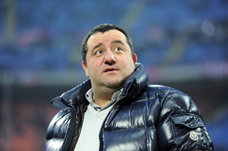 Mino Raiola e la commissione di 27 milioni di euro per trasferire Pogba