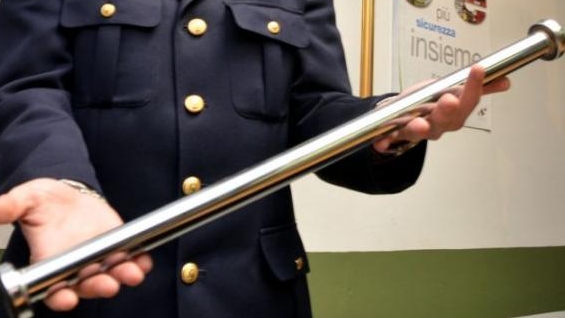 Cuneo: lo uccide a sprangate e poi va dai Carabinieri