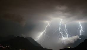 Allerta Meteo nel salernitano: scuole chiuse e fiumi che esondano