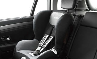 Catania: bimbo morto dimenticato in auto. Il Codacons sollecita il governo