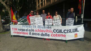 TIM: i lavoratori scendono in piazza. Sciopero nazionale il 13 Dicembre