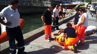 Napoli: pedofilo colto a palpeggiare una bimba linciato dalla folla