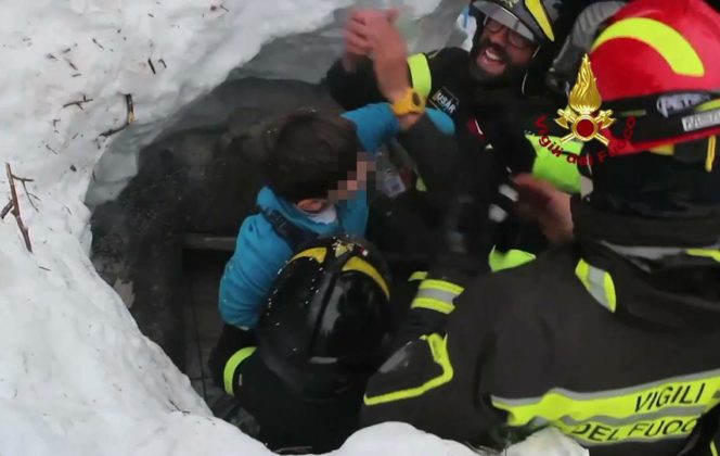 Hotel Rigopiano: 11 tratti in salvo, 5 morti e 23 dispersi