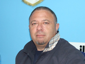 La scorta al giornalista risveglia gli animi