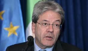 Gentiloni agli italiani in Libia: 'rientrate'